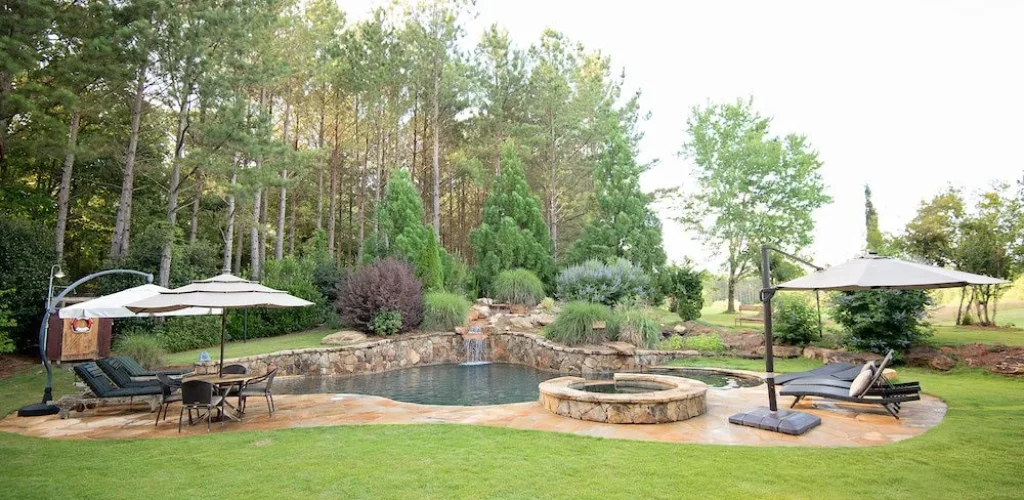 Pool+Area